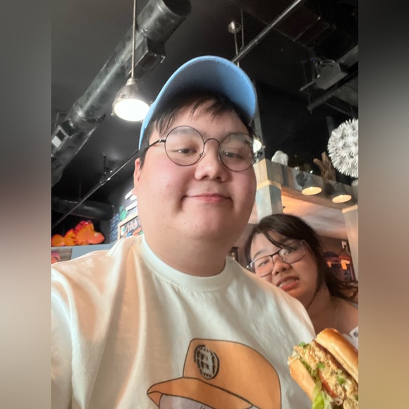 Meet your Posher, Michael - Picture 2 of 3